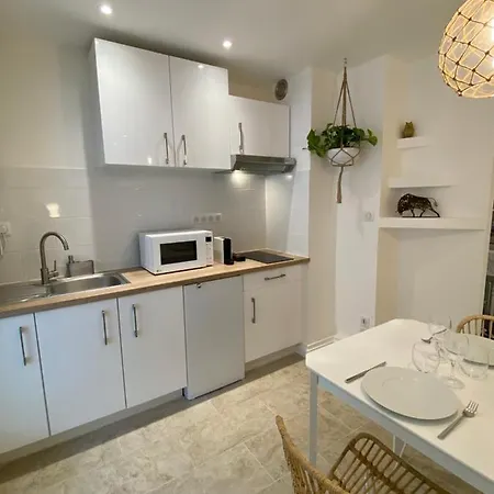Feel@home Nemausus  Le 11 Appartement Nîmes