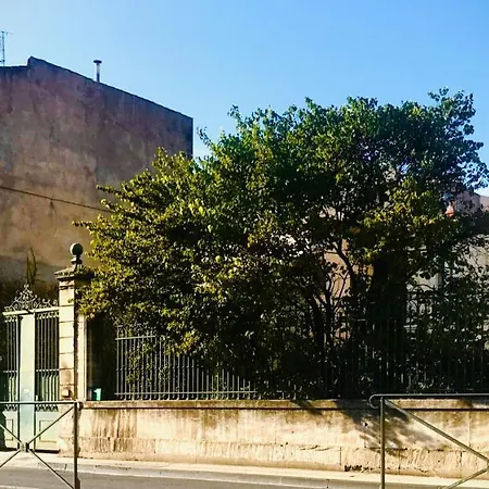 Διαμέρισμα Feel@home Nemausus « Le 11 »