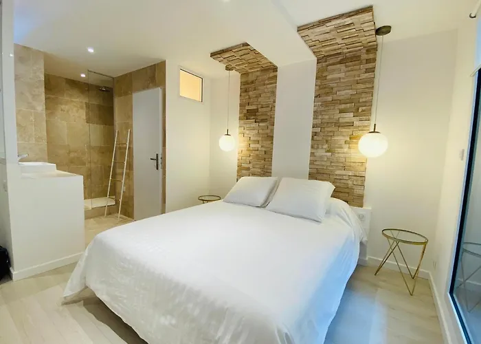 Feel@home Nemausus « Le 11 » Nîmes