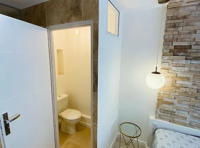 Feel@home Nemausus « Le 11 » Διαμέρισμα Νιμ