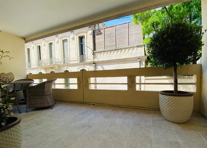 Διαμέρισμα Feel@home Nemausus « Le 11 »